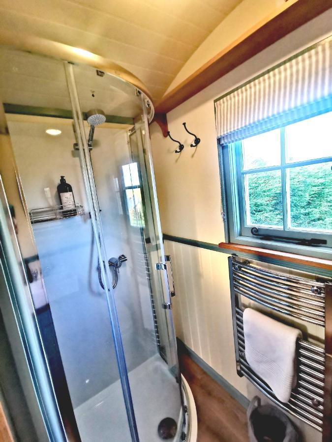 Toms Hut And Robins Rest Shepherd Huts Near Wadebridge Esterno foto