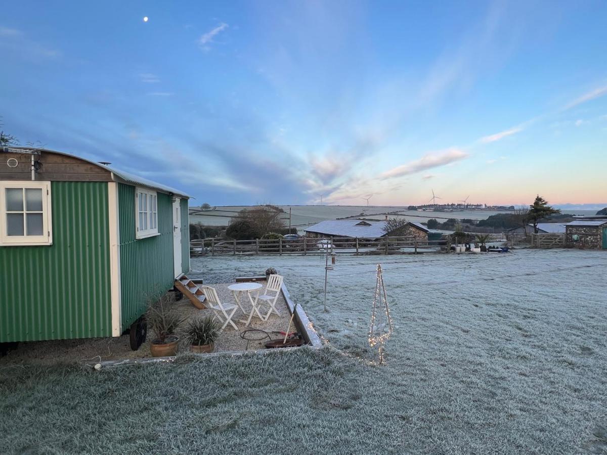 Toms Hut And Robins Rest Shepherd Huts Near Wadebridge Esterno foto