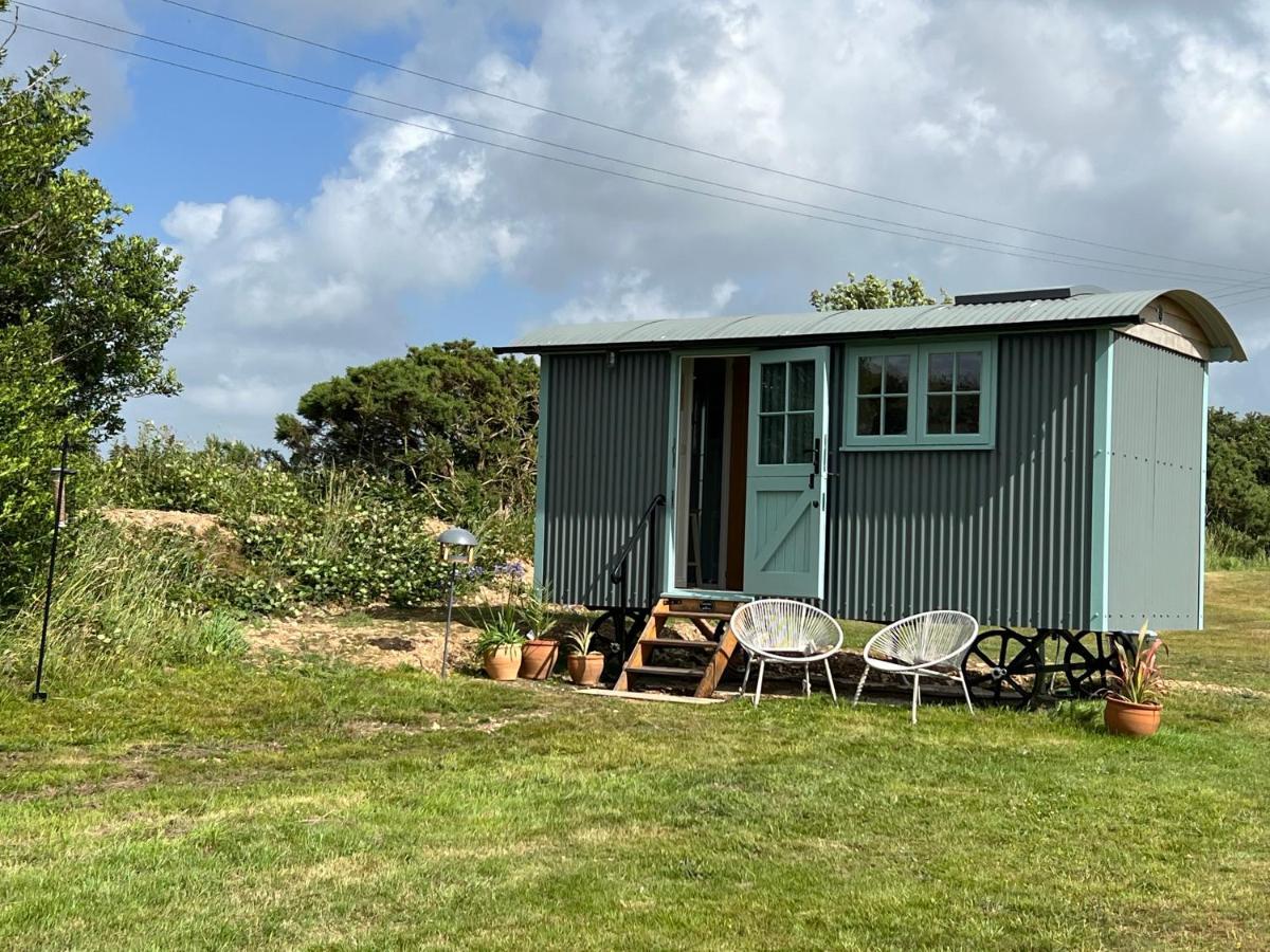 Toms Hut And Robins Rest Shepherd Huts Near Wadebridge Esterno foto